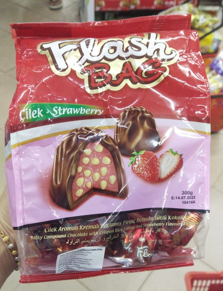 Cokelat Flash Bag Cilek Strawberry 300gr