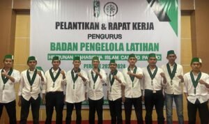 Pelantikan pengurus BPL HMI Cabang Palopo (foto: indeksmedia)