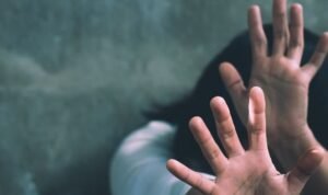 Ilustrasi kekerasan terhadap perempuan (dok: kolase)