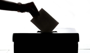 Personal Branding untuk Politisi: Membangun Citra yang Kuat